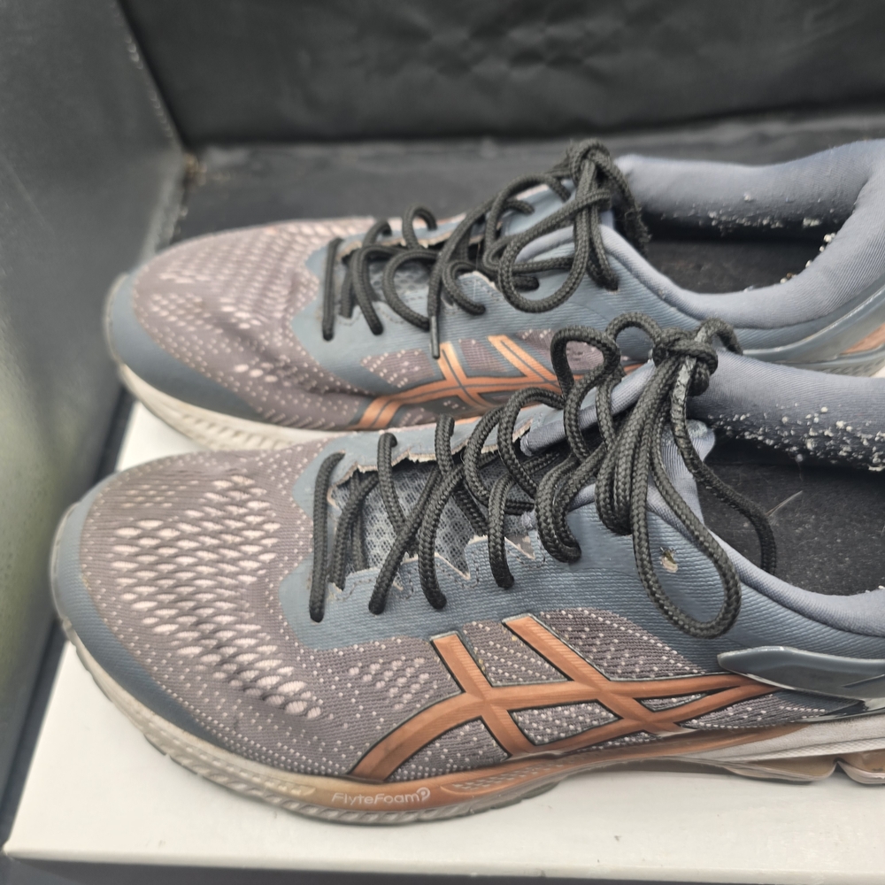 Asics Athletic Shoes in Gray and Brown‎